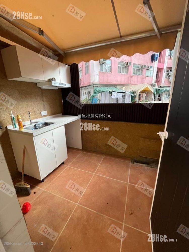 宝丰大楼 租盘 150 平方尺