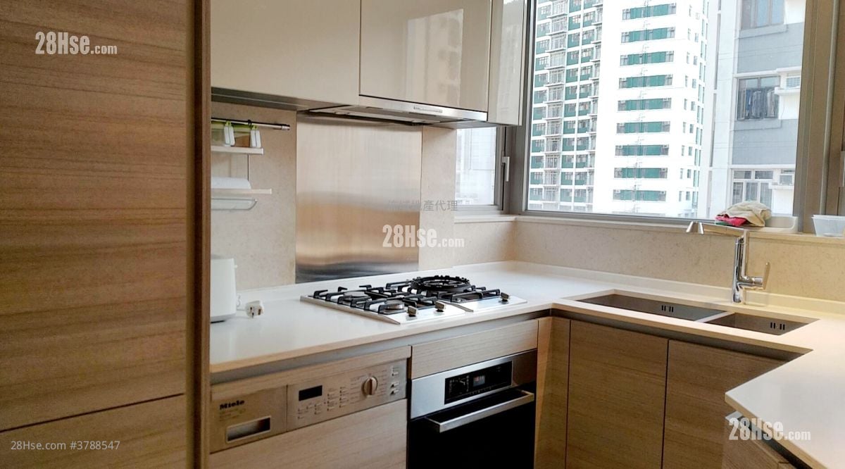 The Summa Sell 2 Bedrooms , 2 Bathrooms 769 ft²