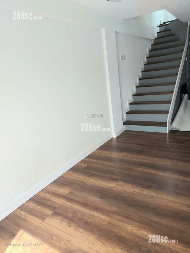 Village Sell 1 Bedroom , 1 Bathroom 400 ft²