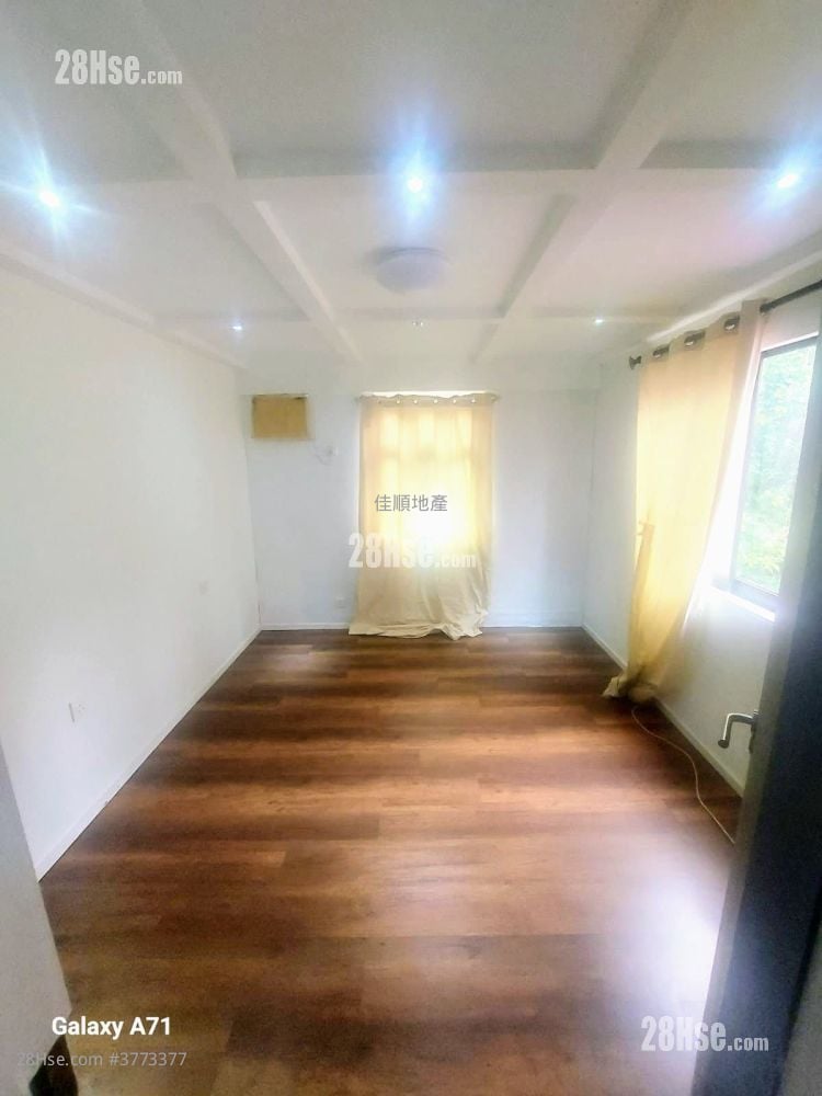 Village Sell 1 Bedroom , 1 Bathroom 400 ft²