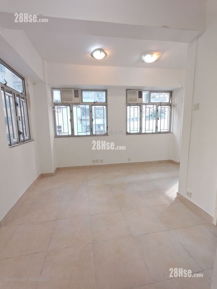 Fu Wing Court Sell Studio , 1 Bathroom 260 ft²