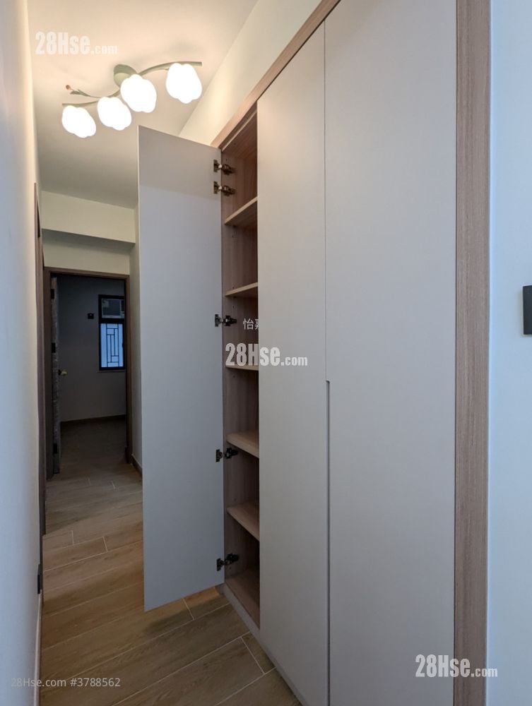 Paterson Building Sell 3 Bedrooms , 2 Bathrooms 752 ft²