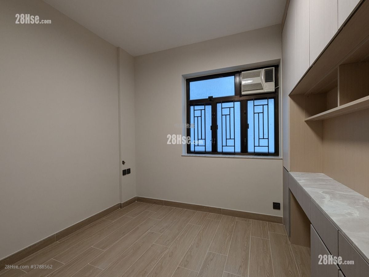 Paterson Building Sell 3 Bedrooms , 2 Bathrooms 752 ft²