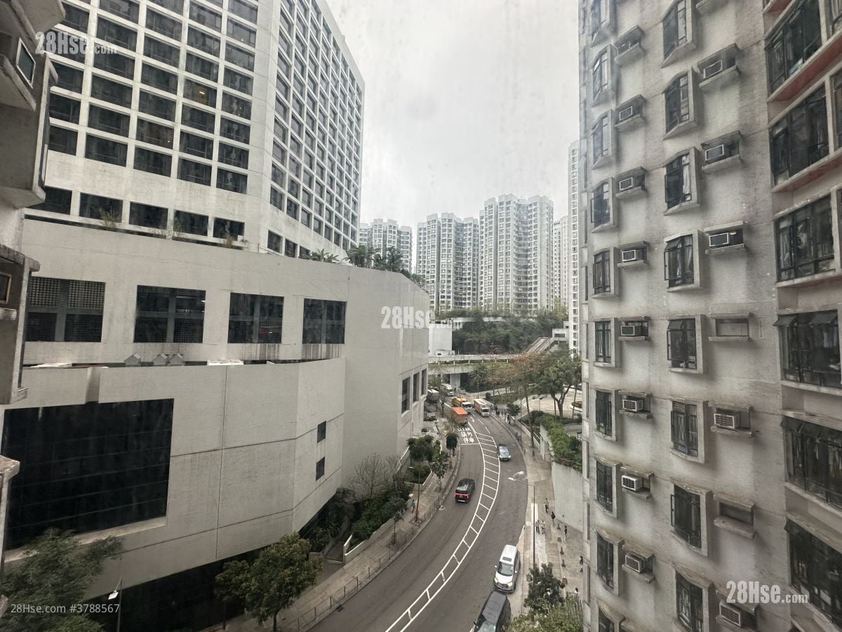 Kornhill Rental 1 Bedroom , 1 Bathroom 466 ft²