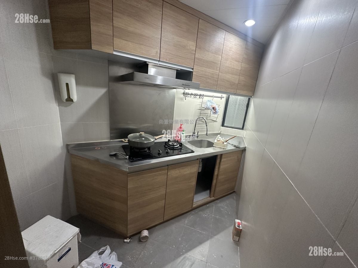 Kornhill Rental 1 Bedroom , 1 Bathroom 466 ft²