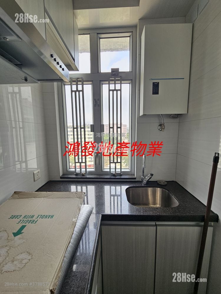 Ample Building Sell 2 Bedrooms , 1 Bathroom 410 ft²