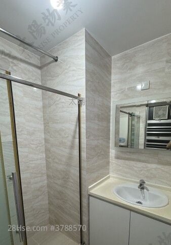 Whampoa Garden Rental 3 Bedrooms 714 ft²