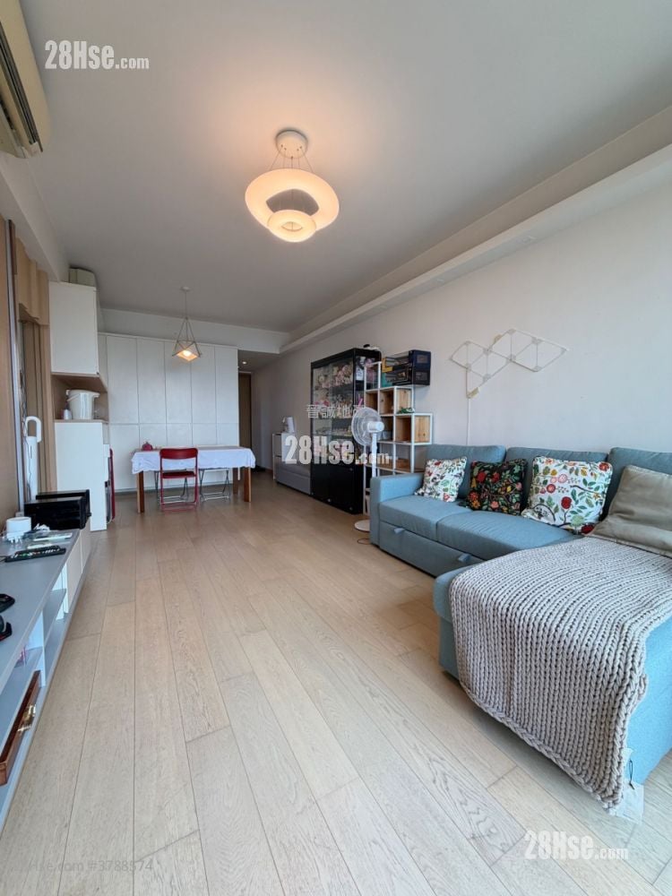 The Bloomsway Sell 4 Bedrooms , 3 Bathrooms 892 ft²