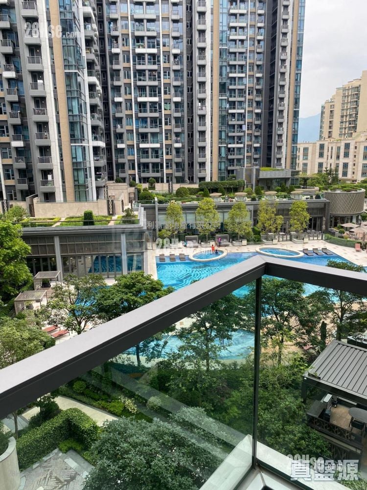 云滙 租盘 4 房 , 3 浴室 811 平方尺