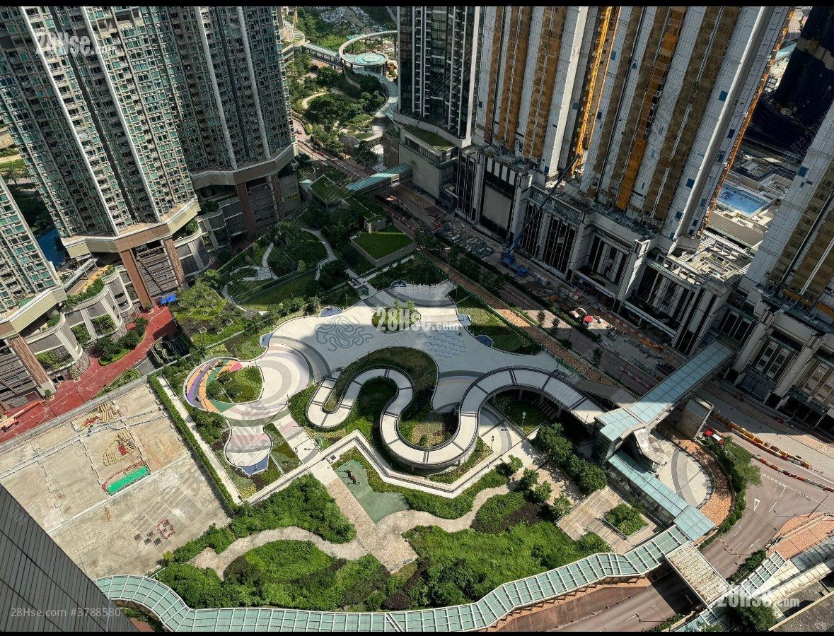 致蓝天 售盘 3 房 , 3 浴室 772 平方尺