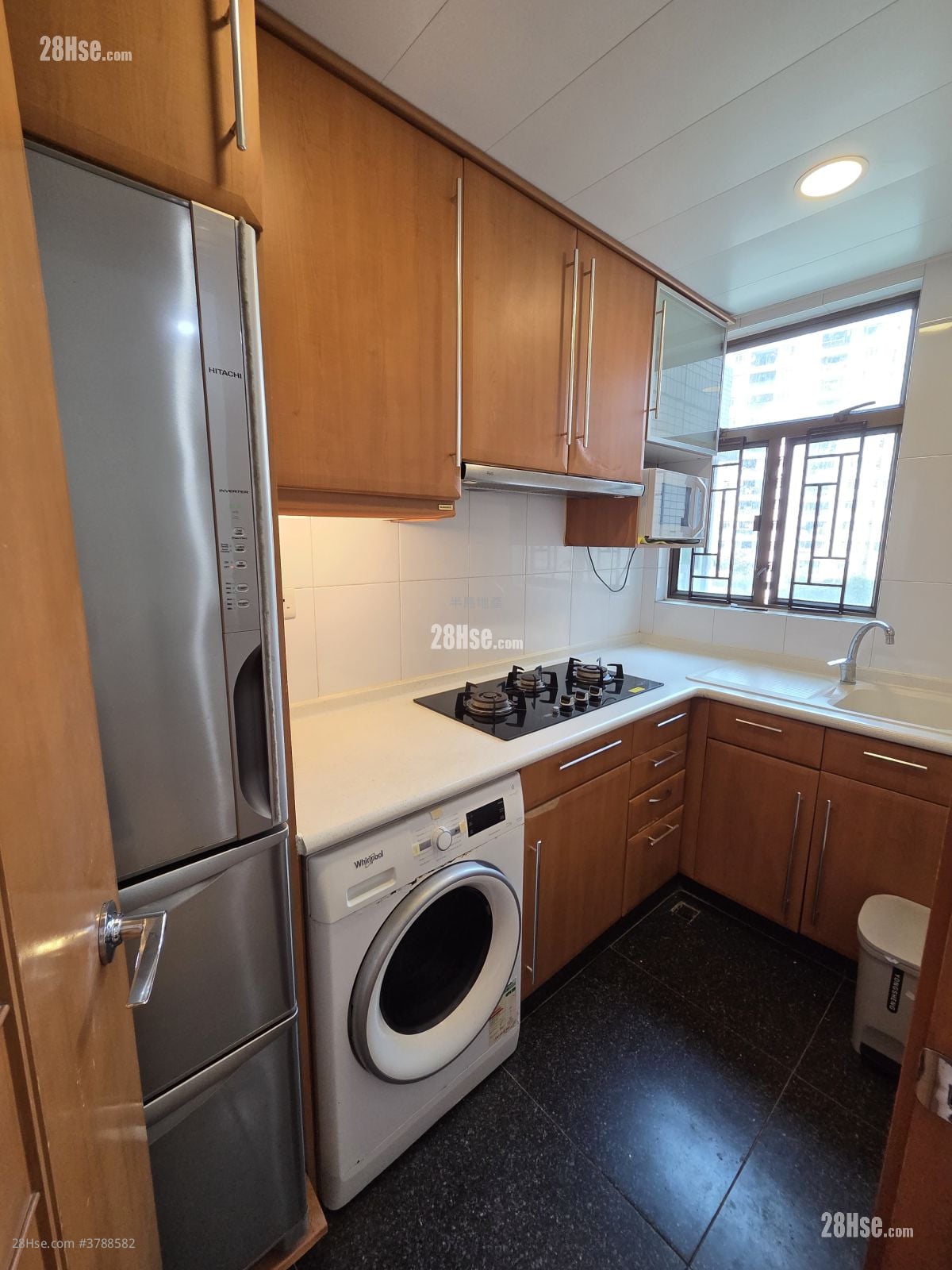 Royal Peninsula Rental 2 Bedrooms , 1 Bathroom 558 ft²