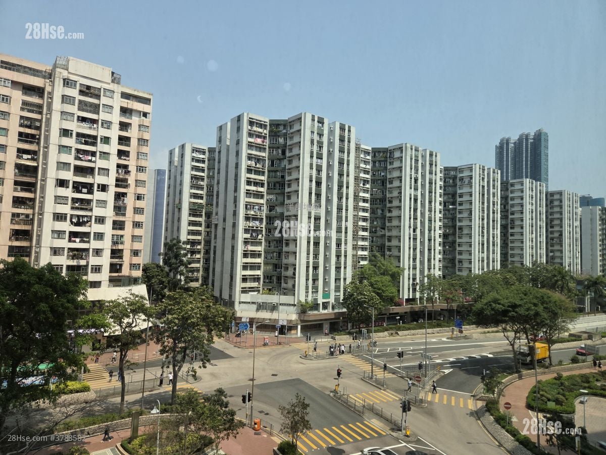 Royal Peninsula Rental 2 Bedrooms , 1 Bathroom 558 ft²