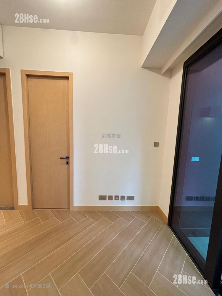 The Haddon 租盘 3 房 , 1 浴室 430 平方尺