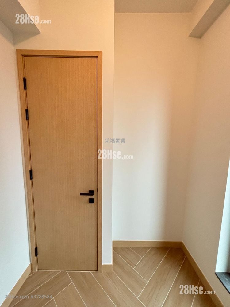 The Haddon 租盘 3 房 , 1 浴室 430 平方尺