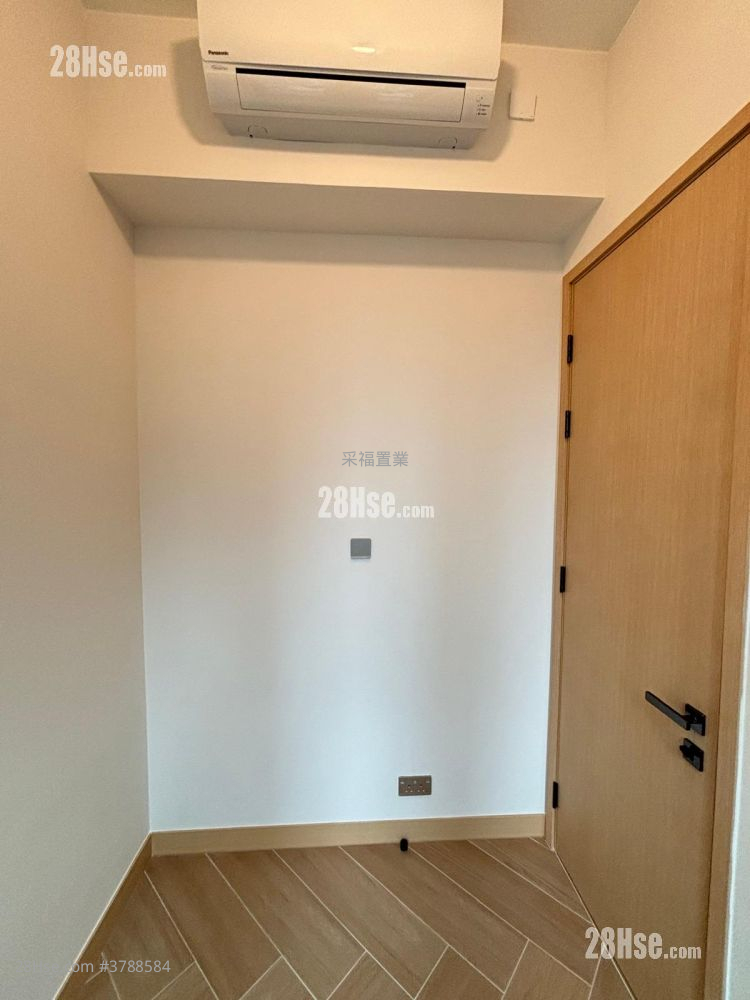 The Haddon 租盘 3 房 , 1 浴室 430 平方尺