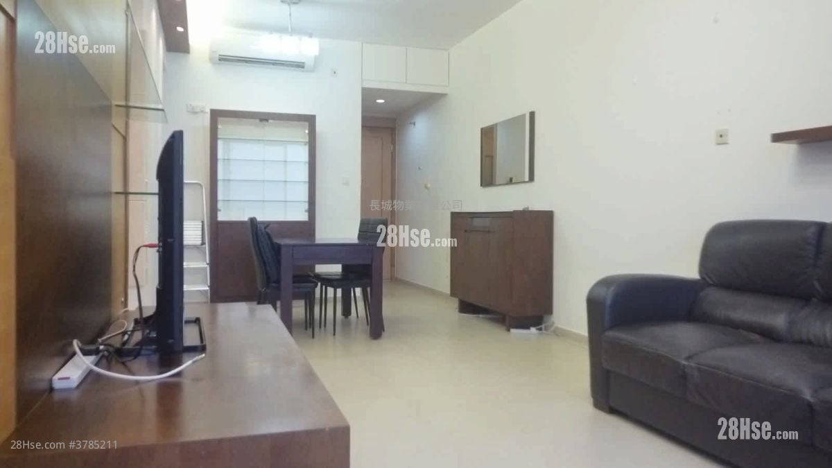 The Orchards Rental 3 Bedrooms , 2 Bathrooms 752 ft²