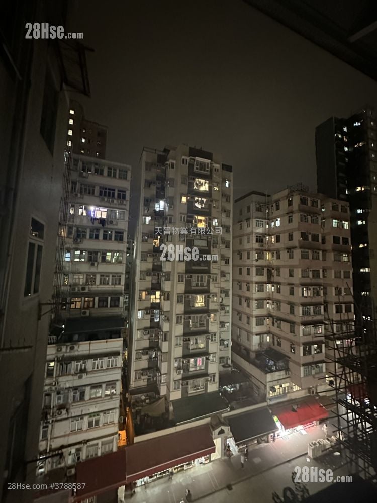 Ka Bo Mansion Sell 2 Bedrooms , 1 Bathroom 240 ft²