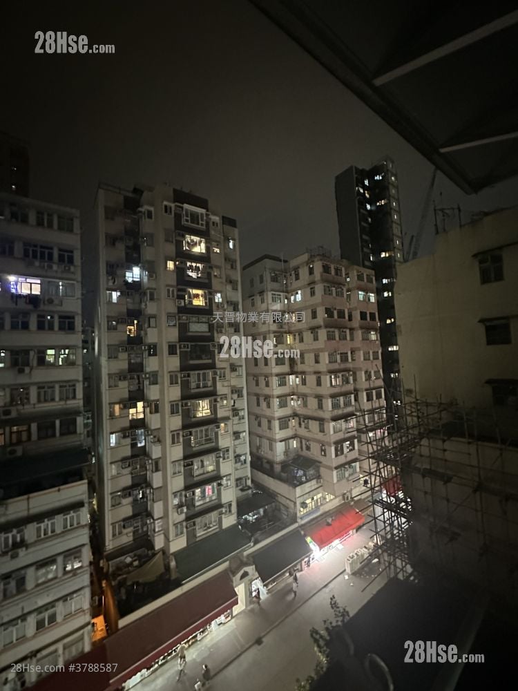 Ka Bo Mansion Sell 2 Bedrooms , 1 Bathroom 240 ft²