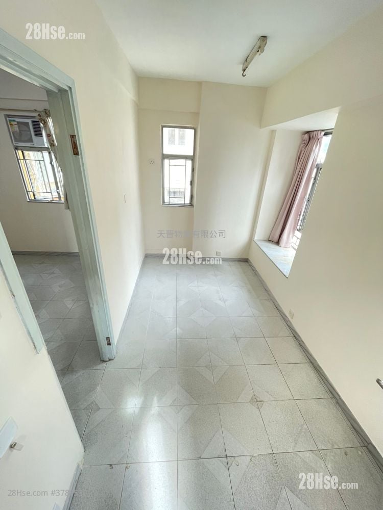 Fortuna Building Sell 2 Bedrooms , 1 Bathroom 258 ft²
