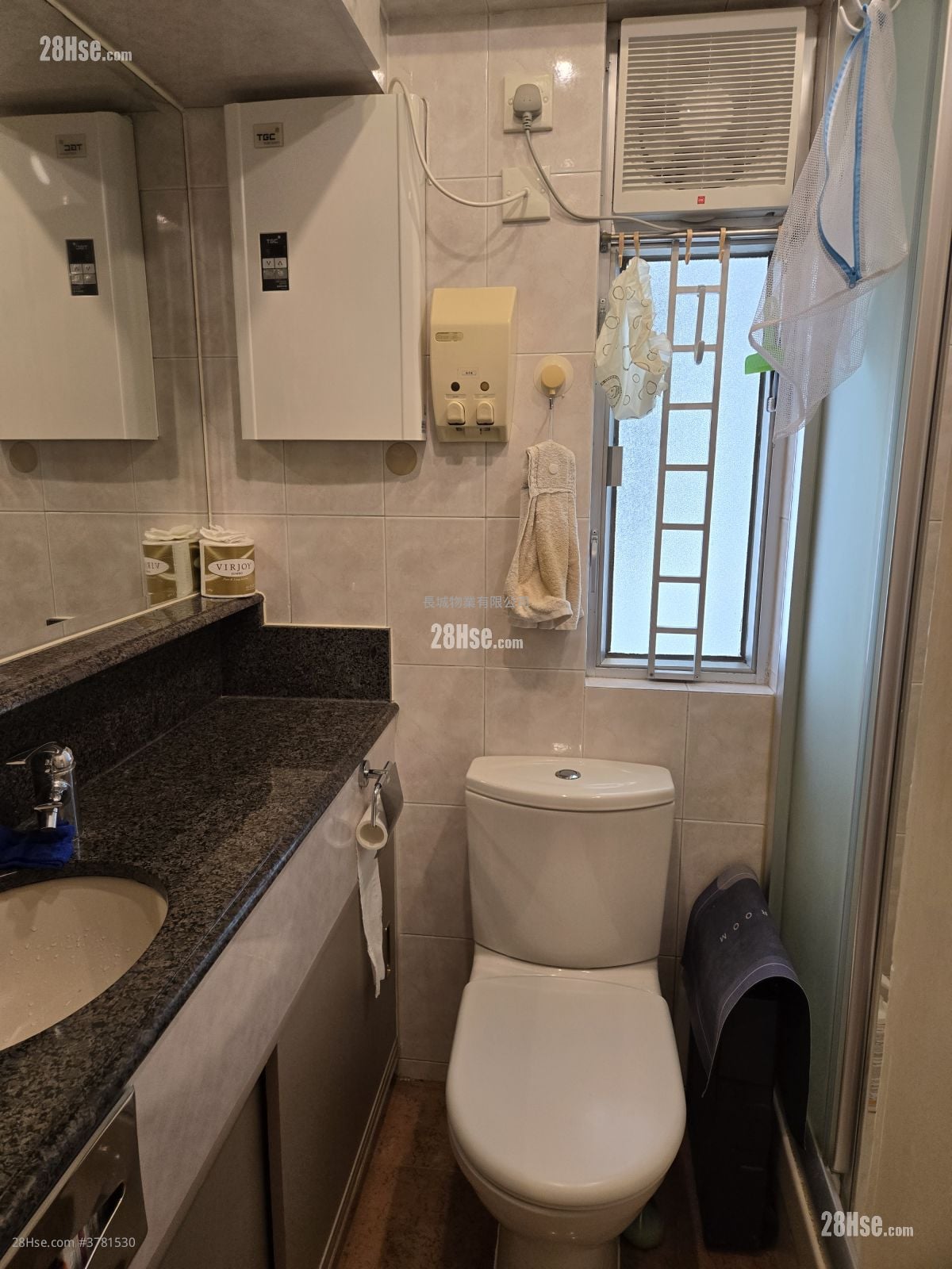 康山花园 租盘 3 房 , 1 浴室 570 平方尺