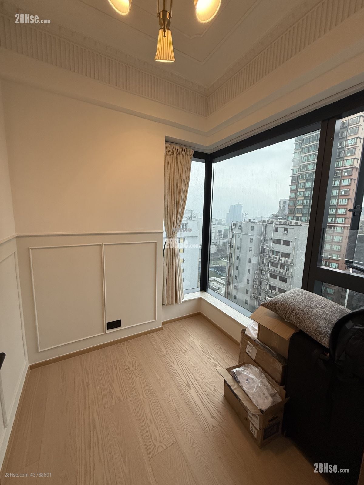 Topside Residence Rental 3 Bedrooms , 1 Bathroom 545 ft²