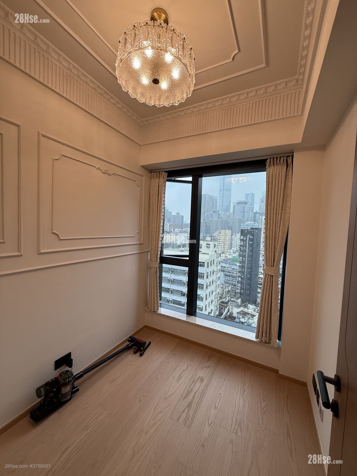 Topside Residence Rental 3 Bedrooms , 1 Bathroom 545 ft²