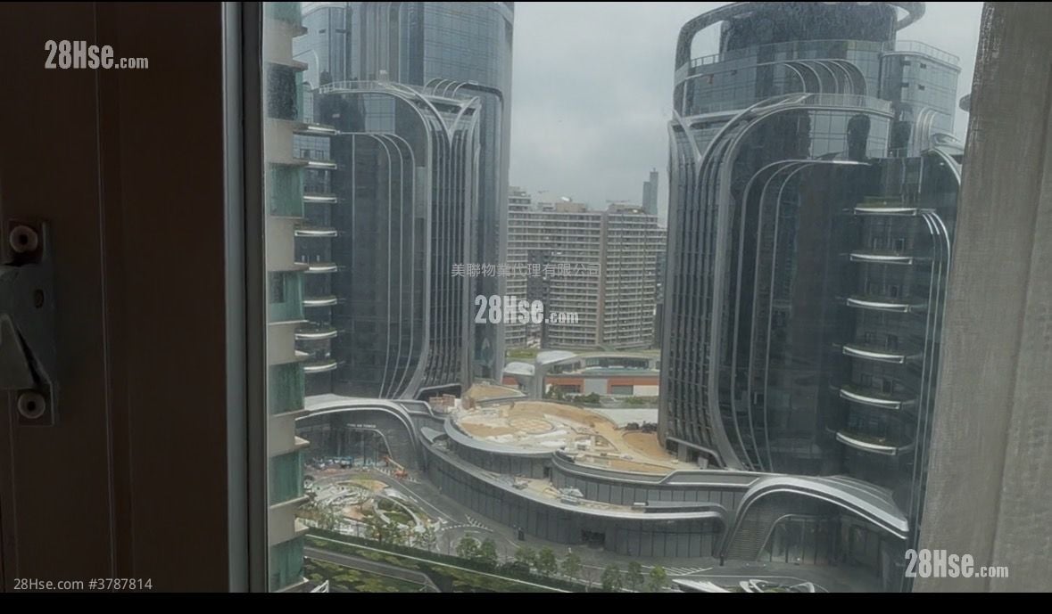 The Waterfront Rental 3 Bedrooms , 3 Bathrooms 934 ft²