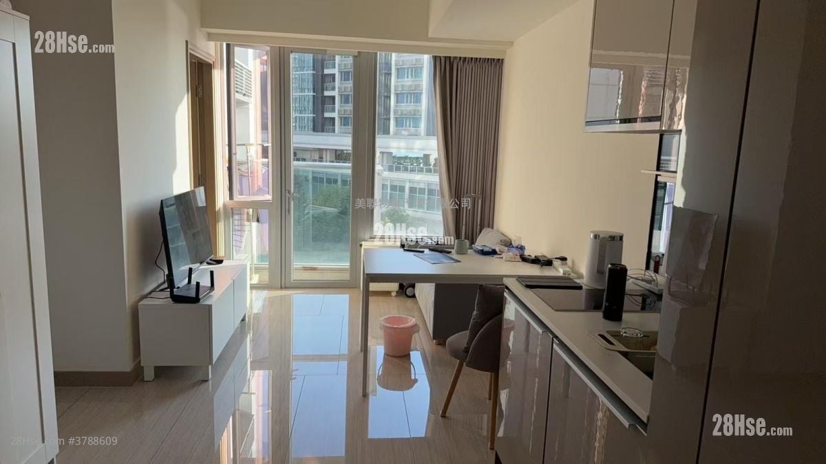 Cullinan West Rental 2 Bedrooms , 1 Bathroom 416 ft²