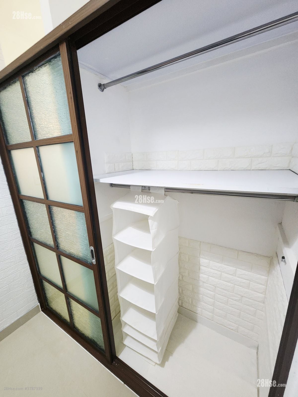 Apartment Rental 170 ft²