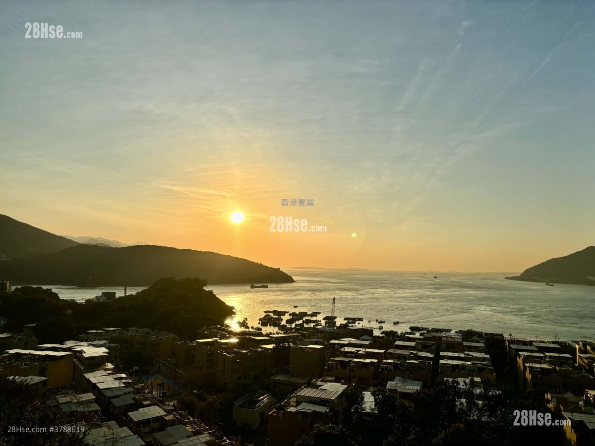 Park Island Sell 2 Bedrooms , 1 Bathroom 537 ft²