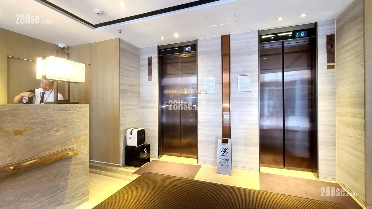 Lobby: Eight Kwai Fong Happy Valley Rental 1 Bedroom , 1 Bathroom 402 ft²
