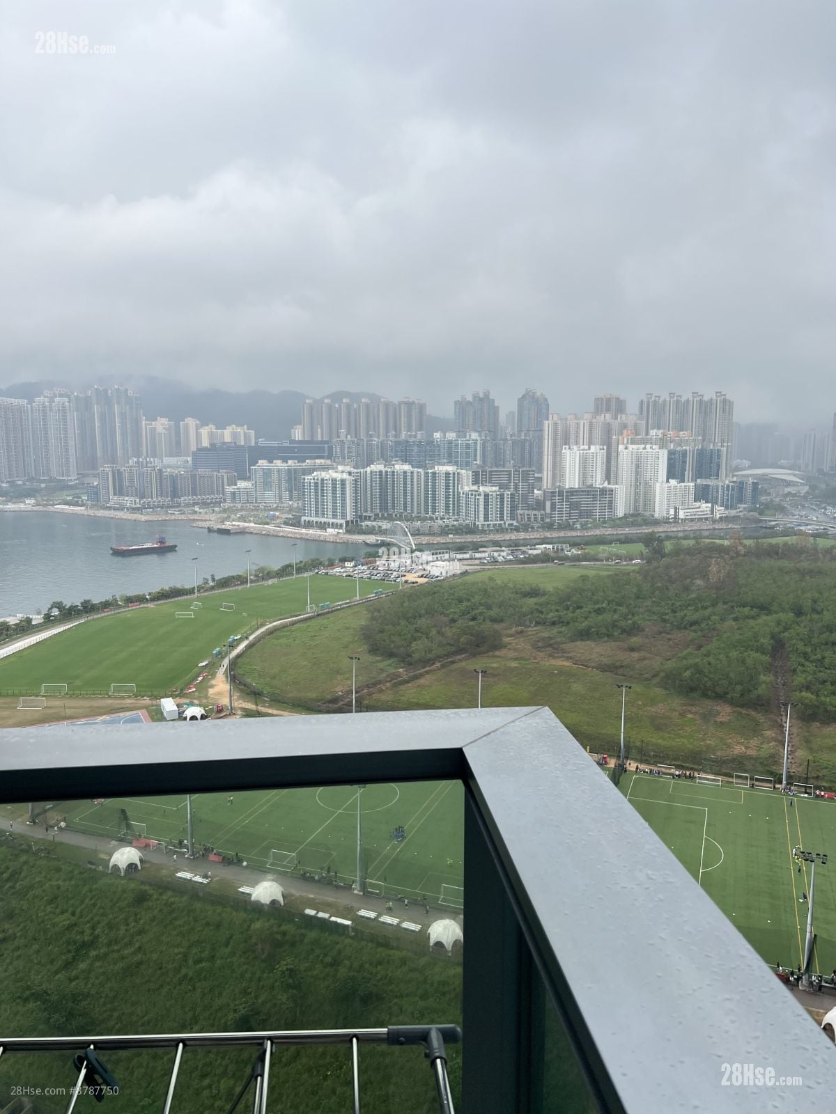 MALIBU 售盘 2 房 , 1 浴室 576 平方尺