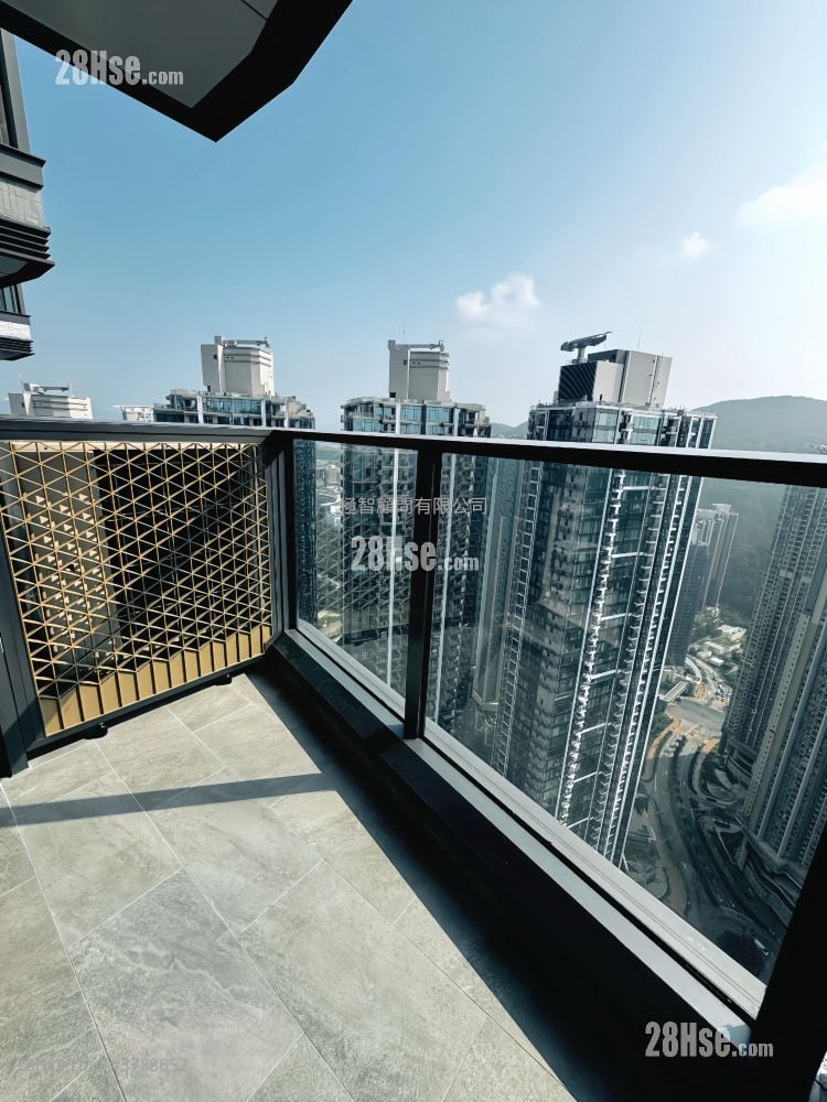 Seasons Place 售盘 1 房 , 1 浴室 322 平方尺