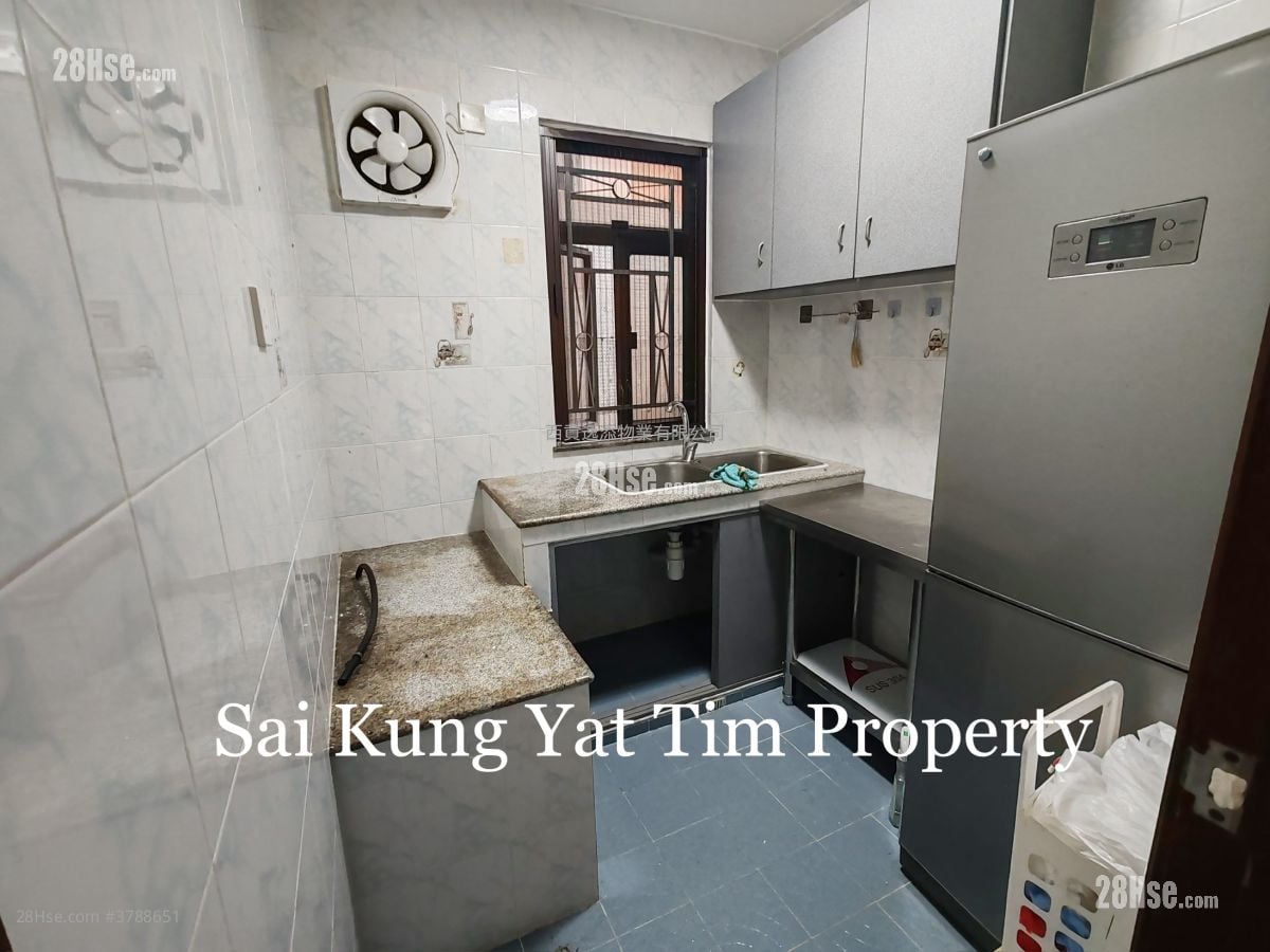 村屋 租盘 2 房 , 1 浴室