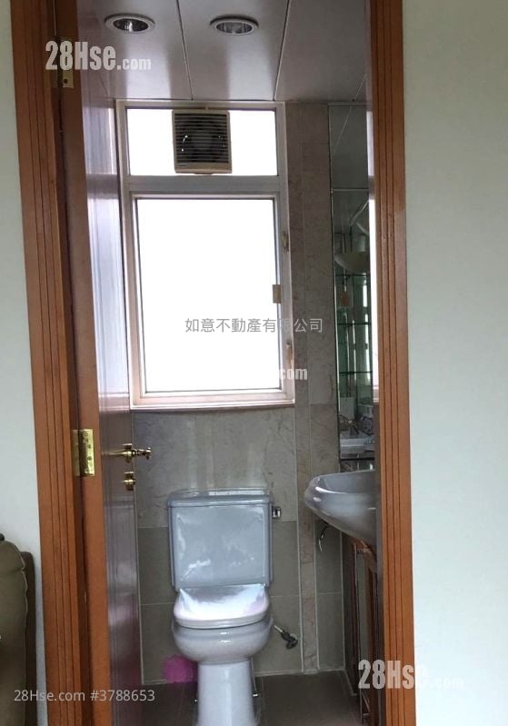 海逸豪园 售盘 2 房 , 1 浴室 426 平方尺