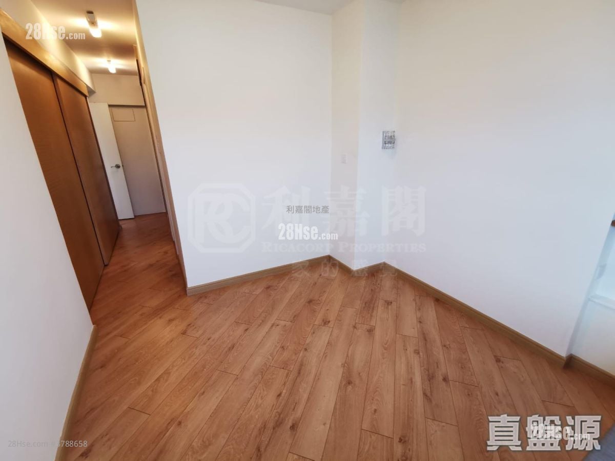 香港黄金海岸 租盘 3 房 , 2 浴室 476 平方尺