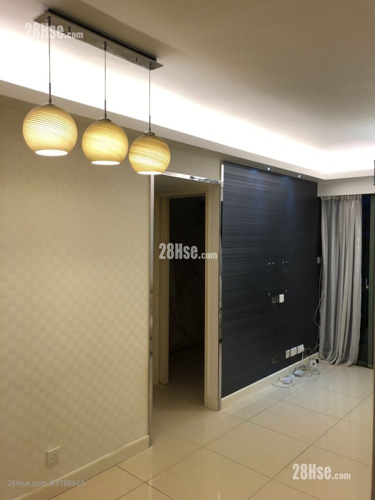 Imperial Villas Rental 2 Bedrooms , 1 Bathroom 465 ft²