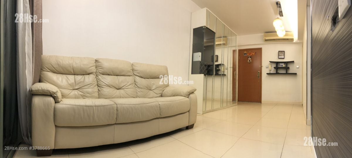 Imperial Villas Rental 2 Bedrooms , 1 Bathroom 465 ft²