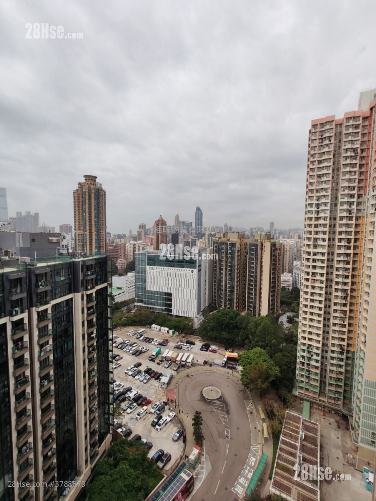 Mantin Heights Rental 2 Bedrooms , 1 Bathroom 581 ft²