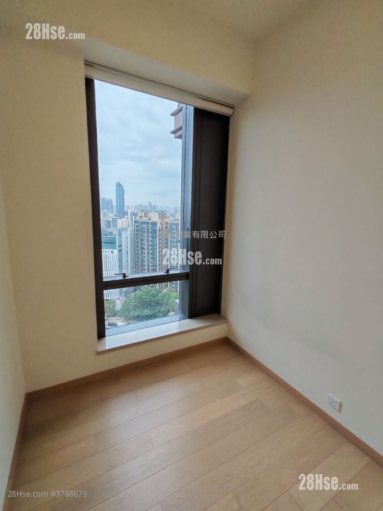 Mantin Heights Rental 2 Bedrooms , 1 Bathroom 581 ft²