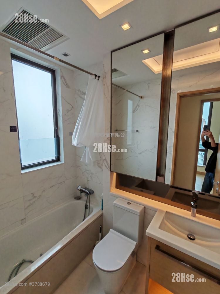 Mantin Heights Rental 2 Bedrooms , 1 Bathroom 581 ft²