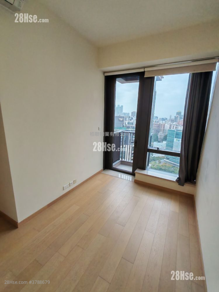 Mantin Heights Rental 2 Bedrooms , 1 Bathroom 581 ft²