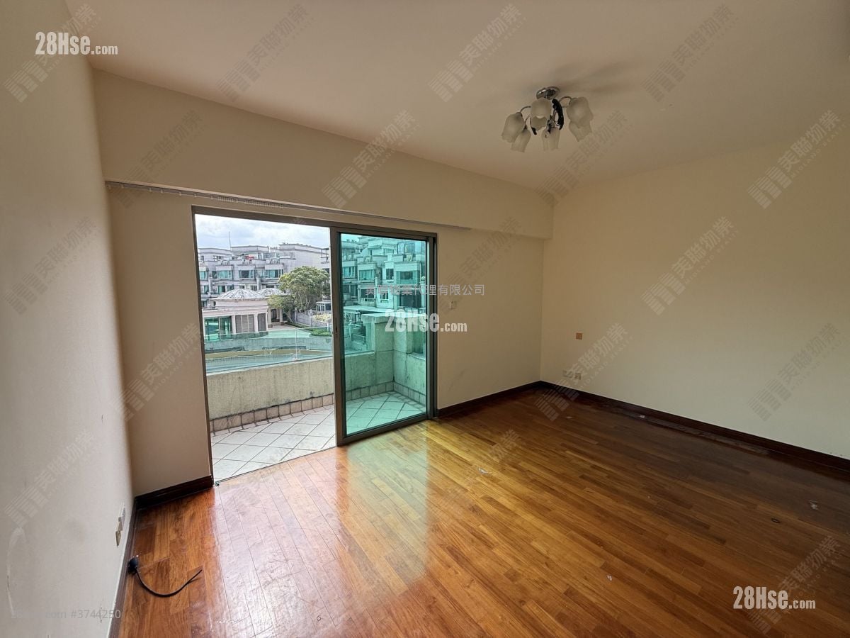 Casa Marina Sell 3 Bedrooms , 2 Bathrooms 1,446 ft²