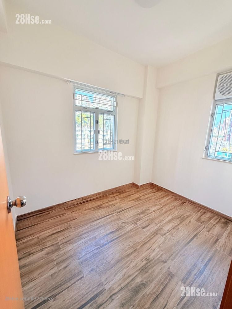 富安大厦 租盘 2 房 , 1 浴室 352 平方尺