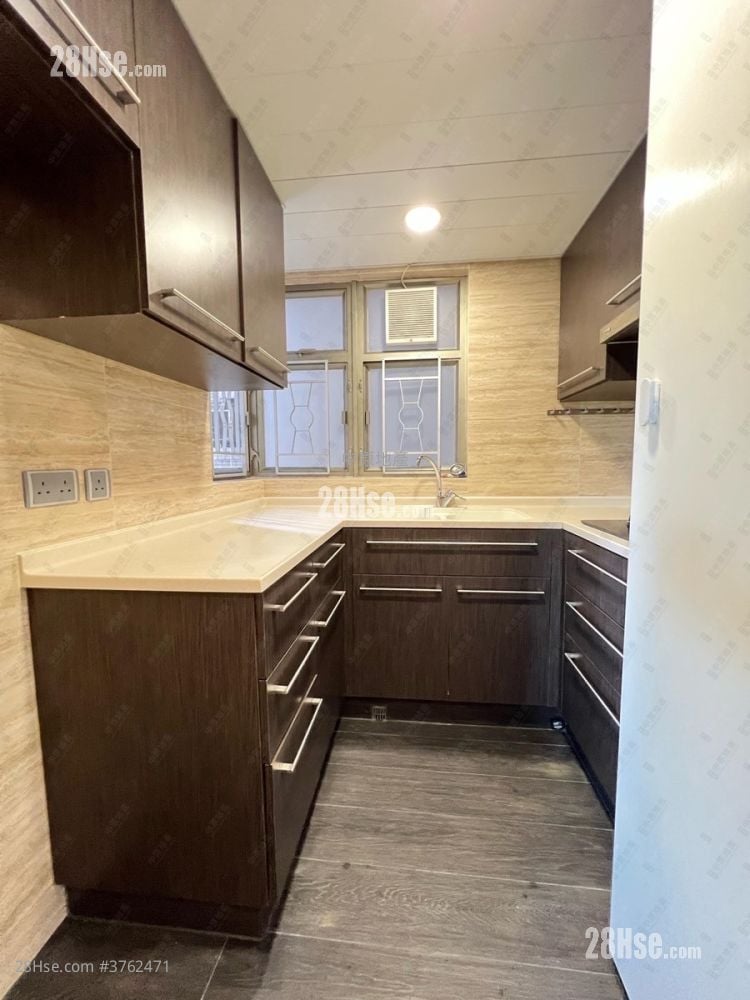 Yoho Town 售盘 3 房 516 平方尺