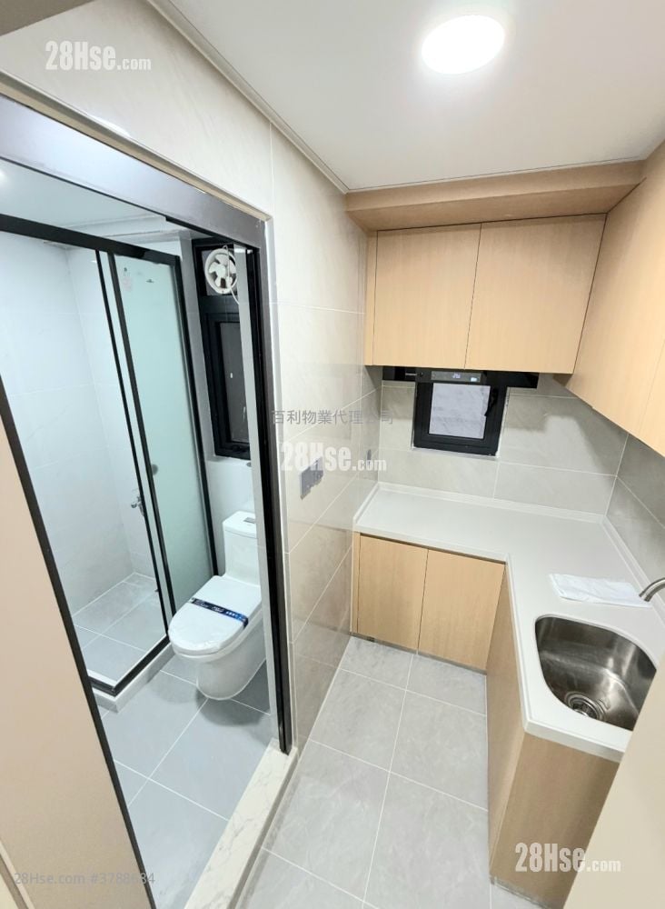 瑞景大厦 租盘 2 房 , 1 浴室 330 平方尺