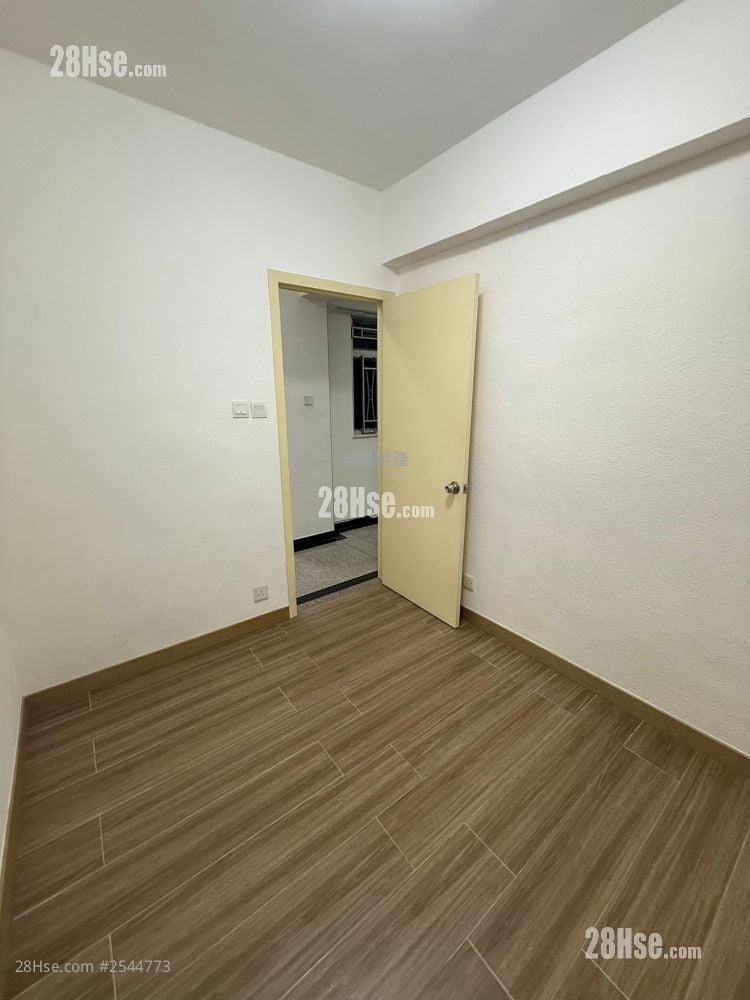 Tsuen Wan Garden Rental 3 Bedrooms , 1 Bathroom 548 ft²