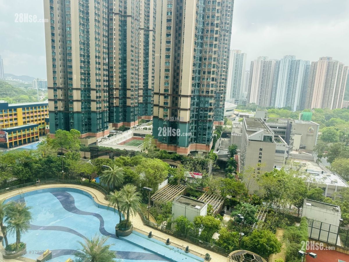 蔚蓝湾畔 售盘 2 房 , 2 浴室 745 平方尺