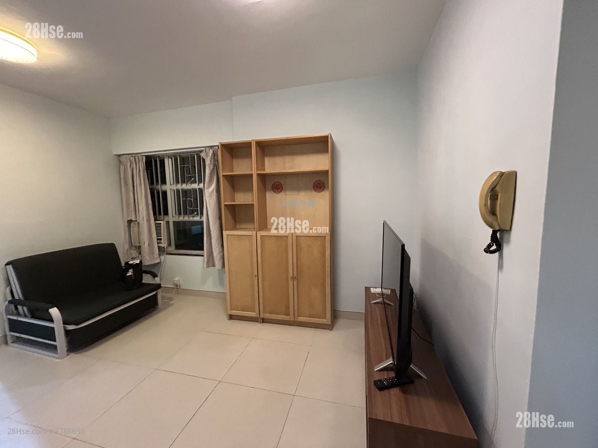 Fanling Centre Sell 2 Bedrooms 368 ft²