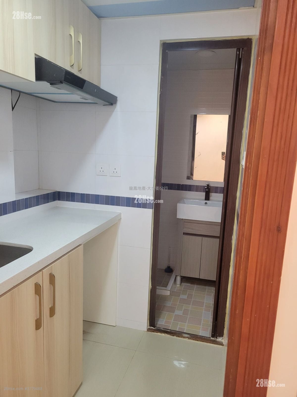 中美楼 售盘 2 房 , 1 浴室 335 平方尺